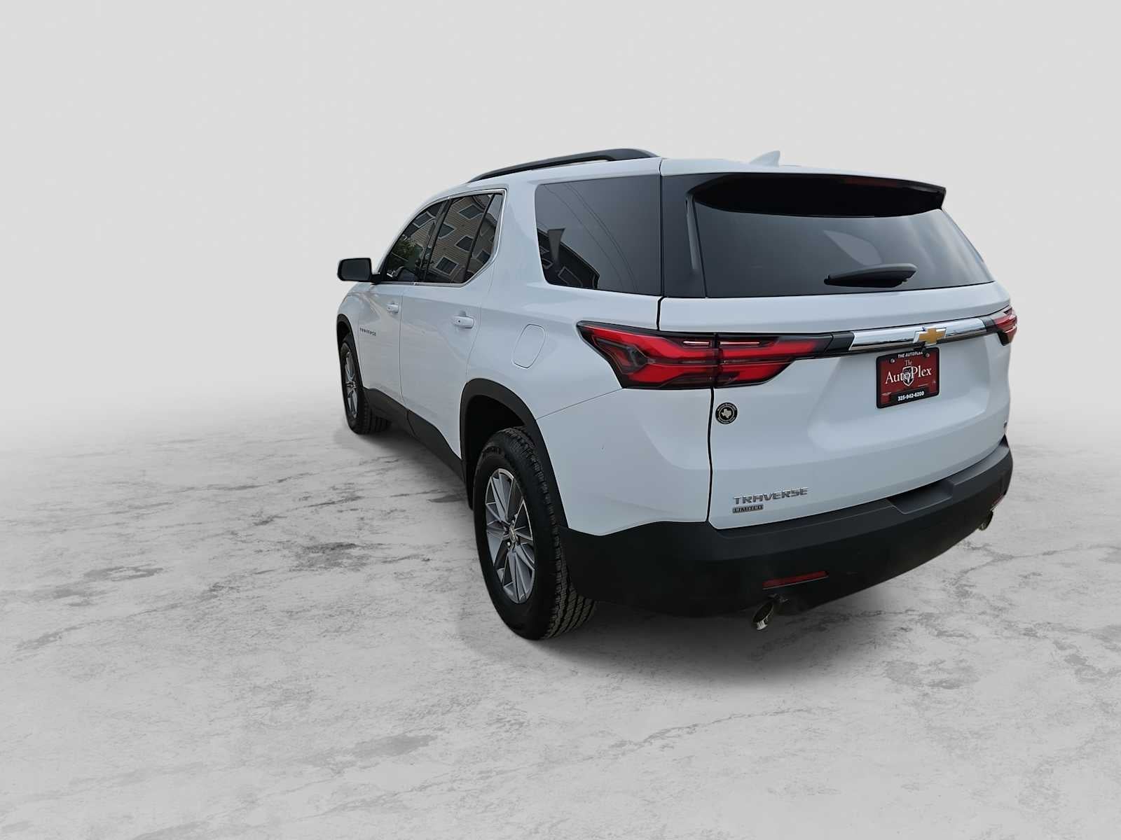 2024 Chevrolet Traverse Limited FWD LT Leather