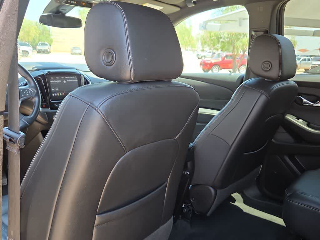 2023 Chevrolet Traverse AWD LT Leather