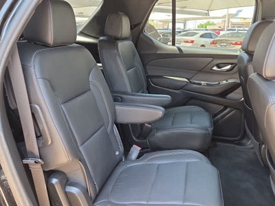 2023 Chevrolet Traverse AWD LT Leather