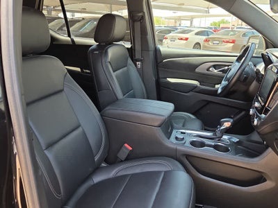 2023 Chevrolet Traverse AWD LT Leather