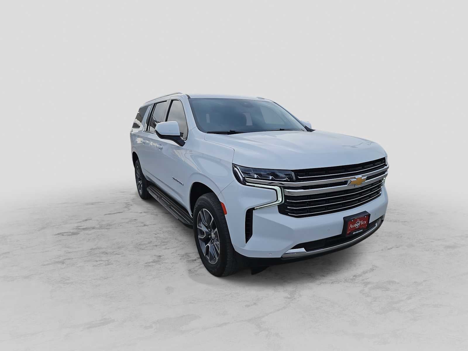 2023 Chevrolet Suburban 2WD LT