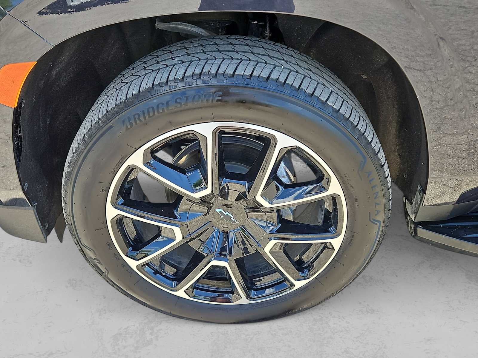 2024 Chevrolet Suburban 2WD RST