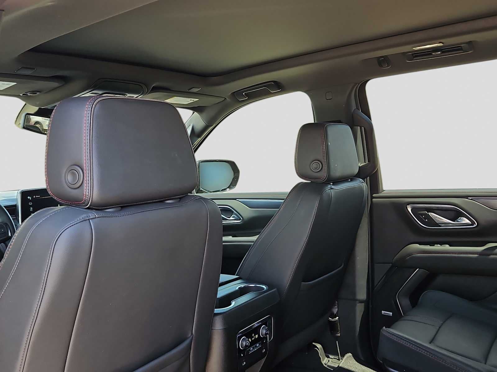 2024 Chevrolet Suburban 2WD RST