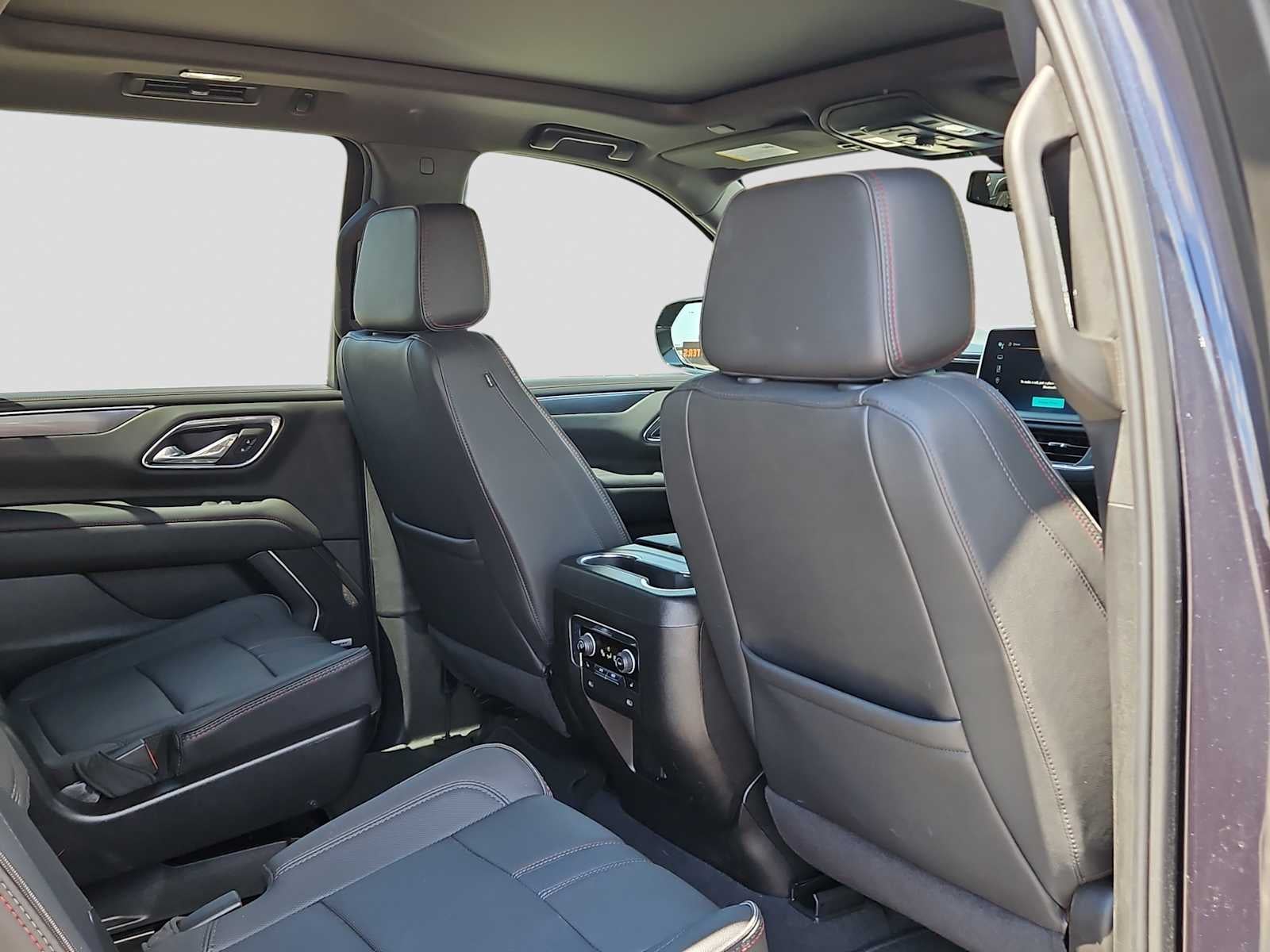 2024 Chevrolet Suburban 2WD RST