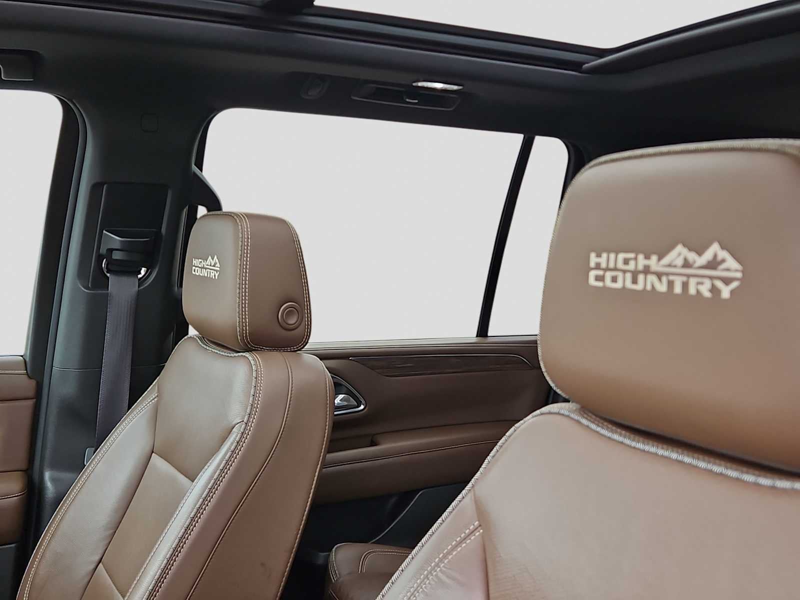 2021 Chevrolet Suburban 2WD 4dr High Country