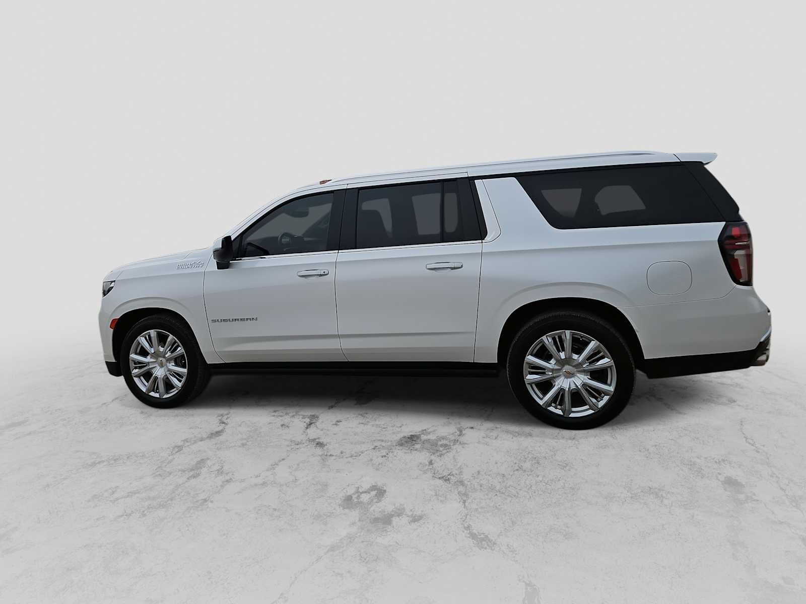 2021 Chevrolet Suburban 2WD 4dr High Country