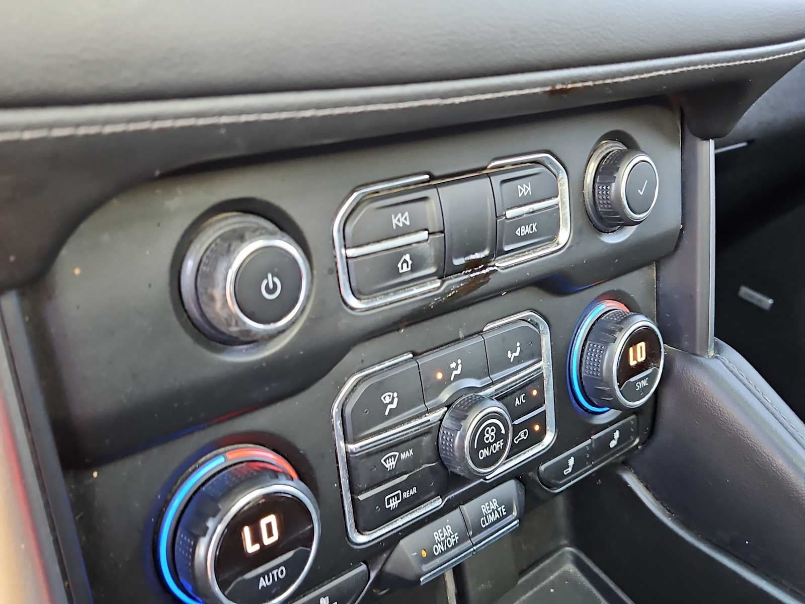 2021 Chevrolet Suburban 4WD Z71