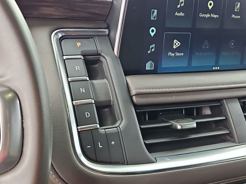 2023 Chevrolet Suburban 4WD Z71