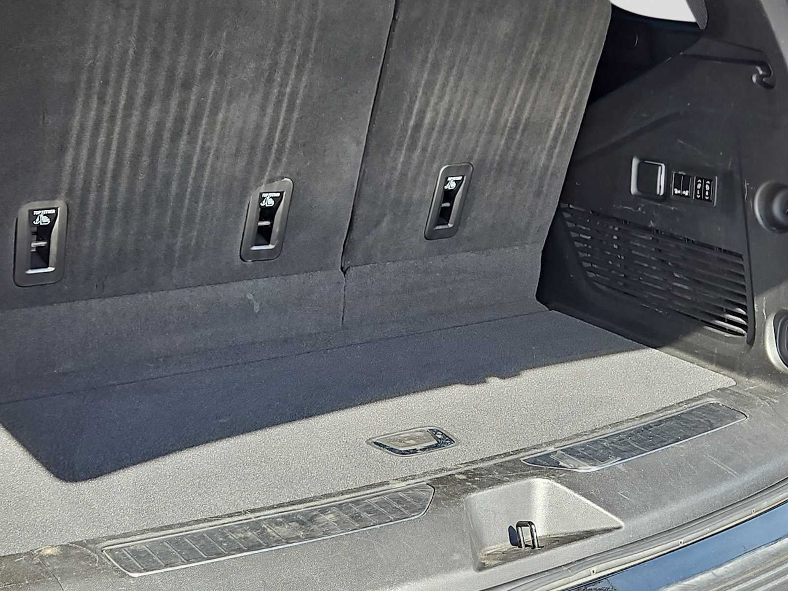 2023 Chevrolet Tahoe 4WD Premier