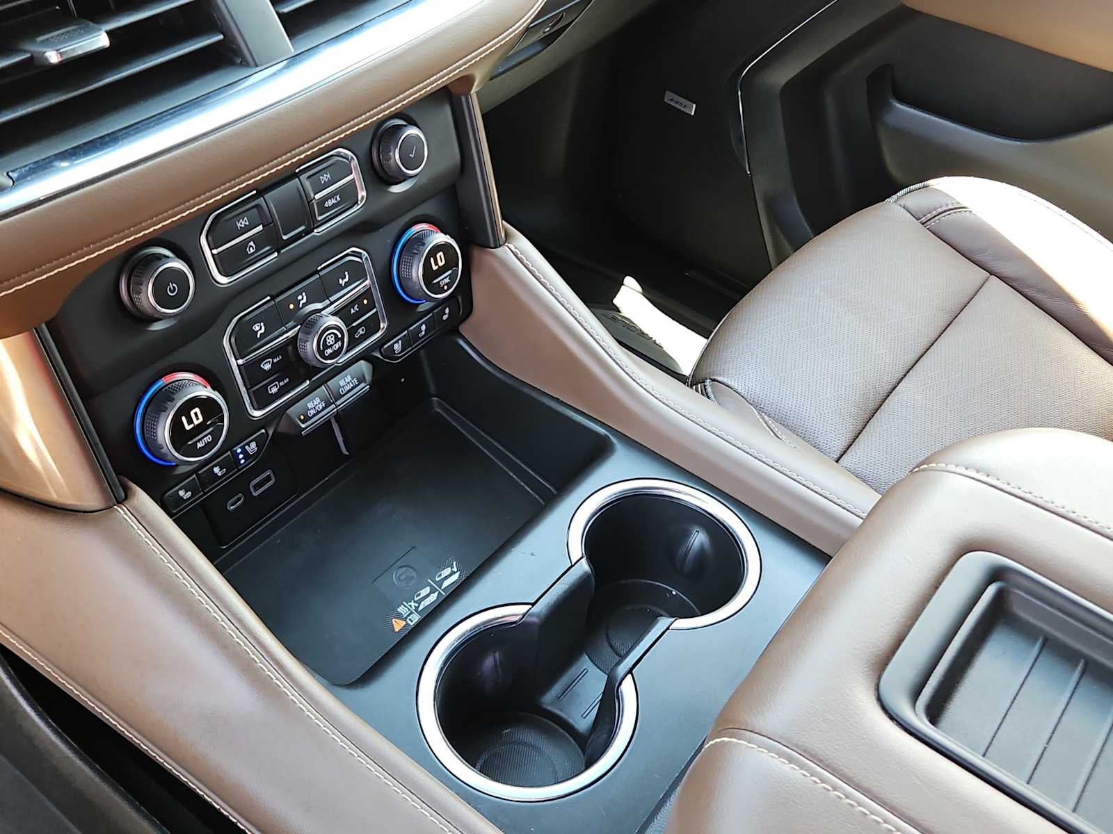 2023 Chevrolet Tahoe 4WD High Country