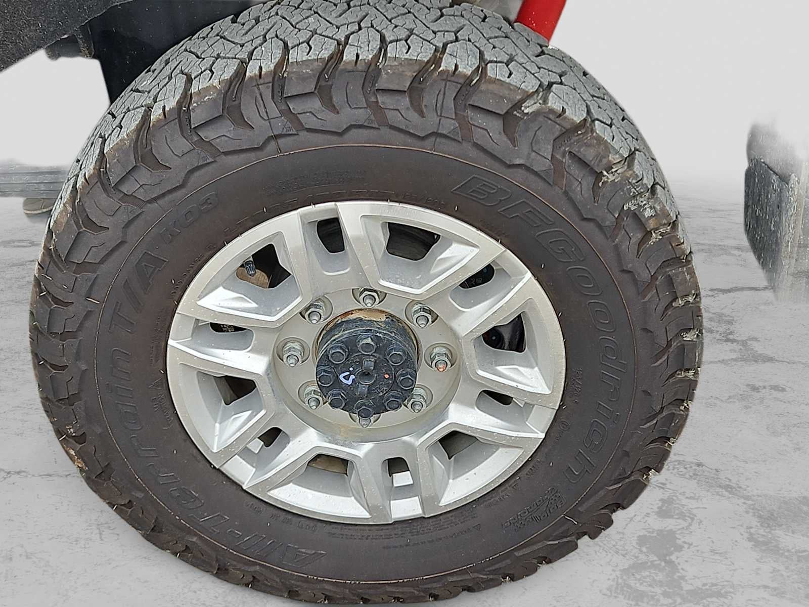 2023 GMC Sierra 2500HD 4WD Crew Cab Standard Bed SLE