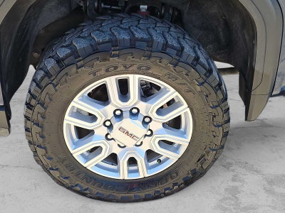 2023 GMC Sierra 2500HD 4WD Crew Cab Standard Bed AT4
