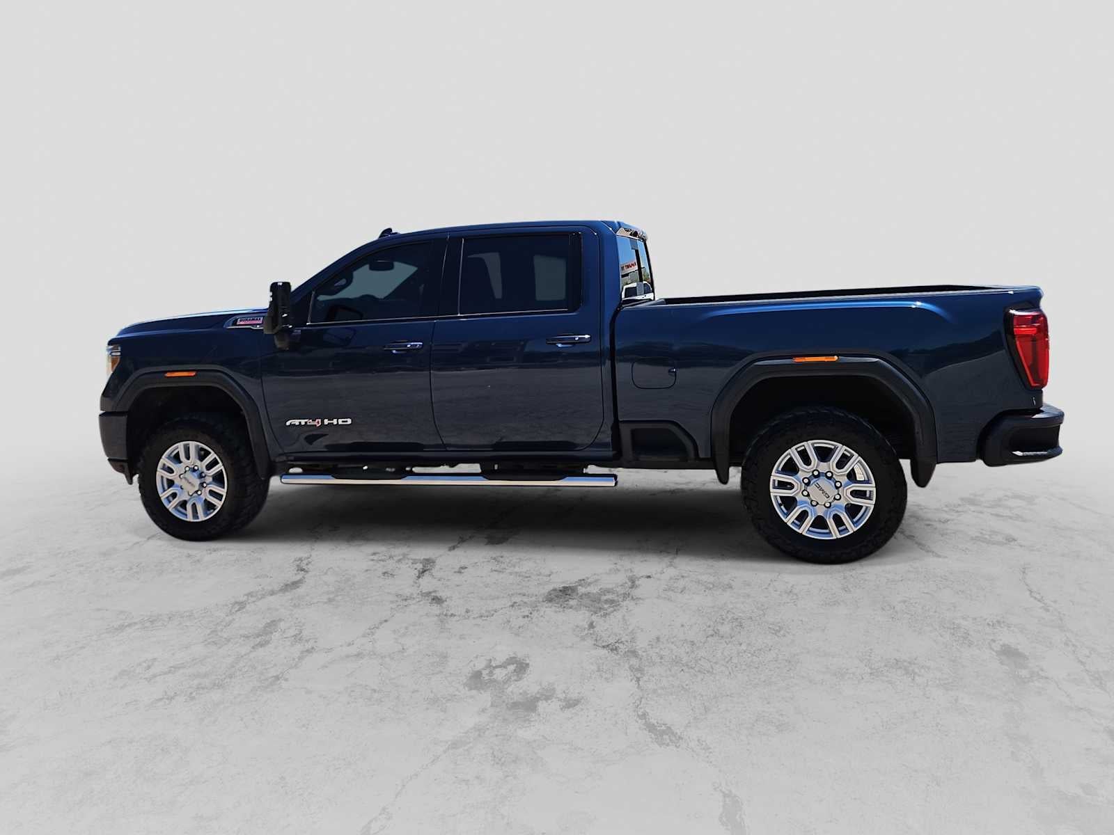 2023 GMC Sierra 2500HD 4WD Crew Cab Standard Bed AT4