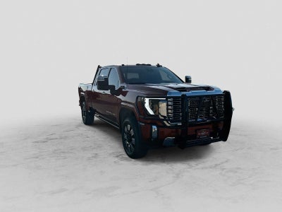2024 GMC Sierra 2500HD 4WD Crew Cab Standard Bed Denali