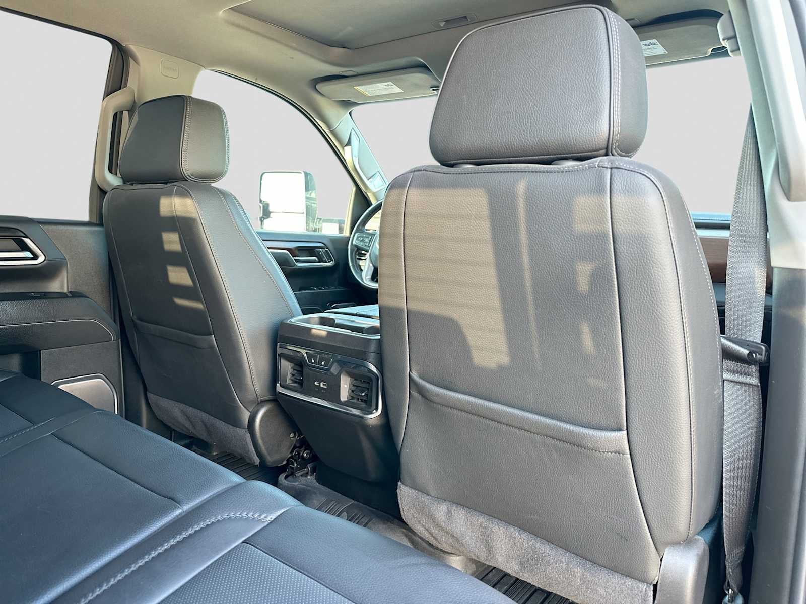 2024 GMC Sierra 2500HD 4WD Crew Cab Standard Bed Denali