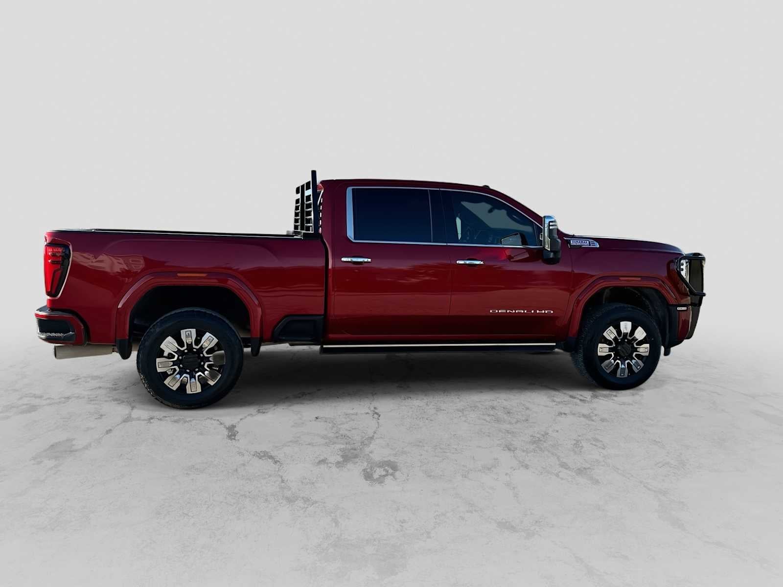 2024 GMC Sierra 2500HD 4WD Crew Cab Standard Bed Denali