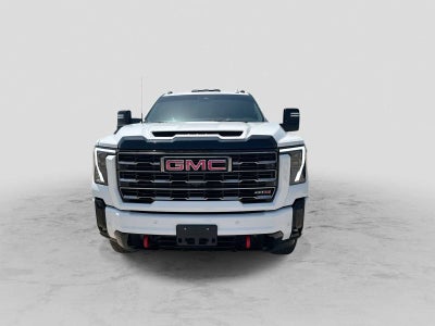 2025 GMC Sierra 2500HD 4WD Crew Cab Standard Bed AT4