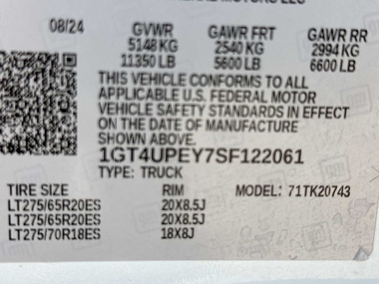 2025 GMC Sierra 2500HD 4WD Crew Cab Standard Bed AT4