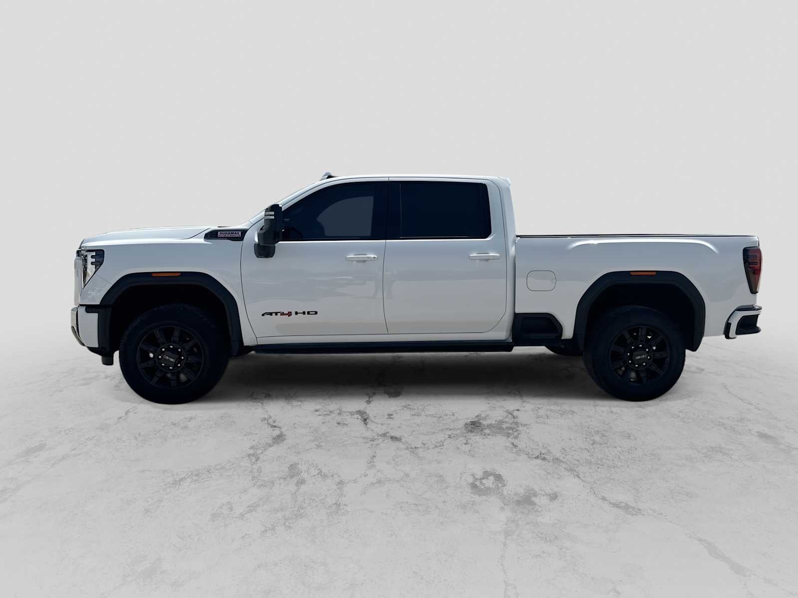 2025 GMC Sierra 2500HD 4WD Crew Cab Standard Bed AT4