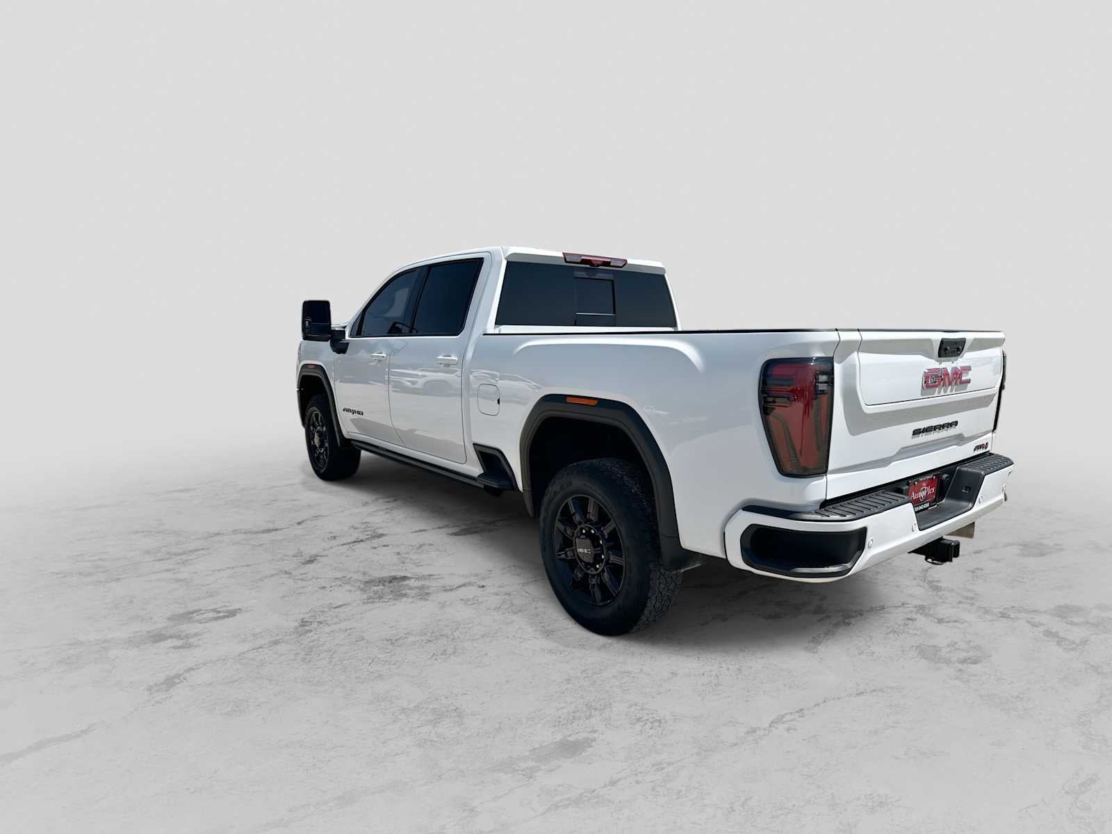 2025 GMC Sierra 2500HD 4WD Crew Cab Standard Bed AT4