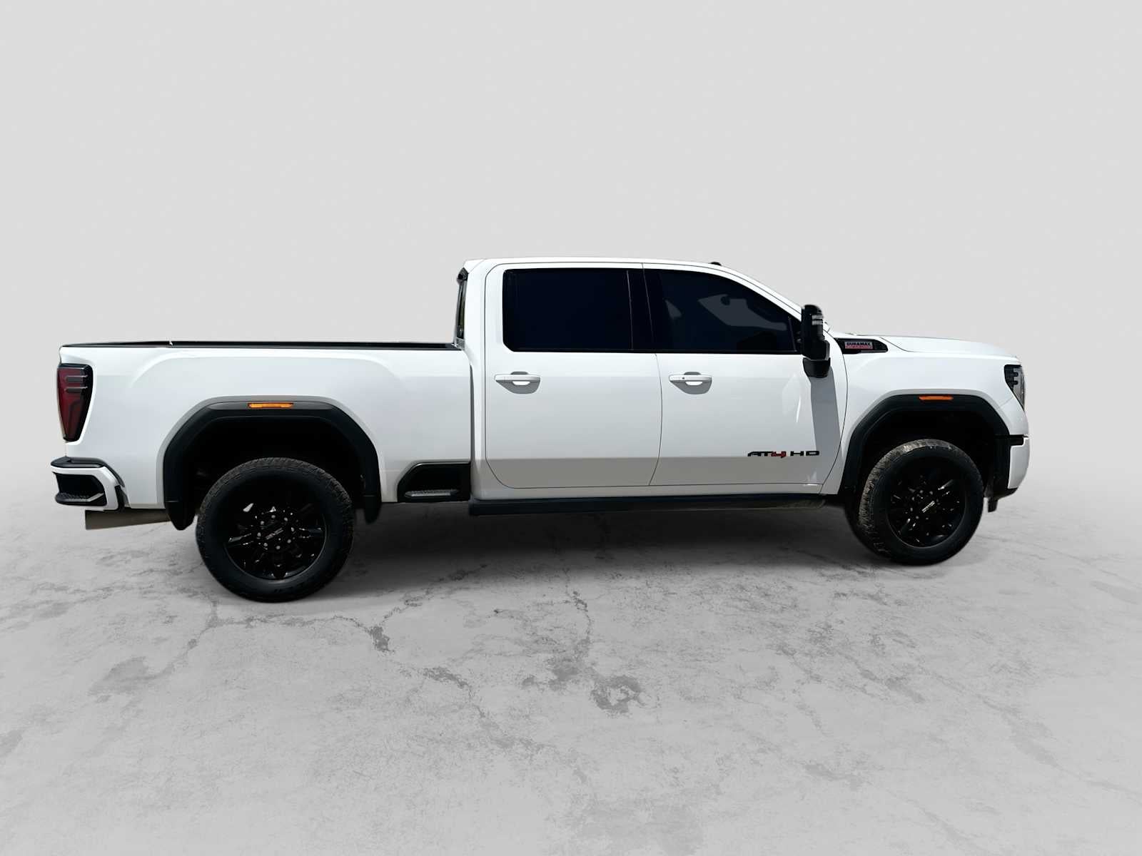 2025 GMC Sierra 2500HD 4WD Crew Cab Standard Bed AT4