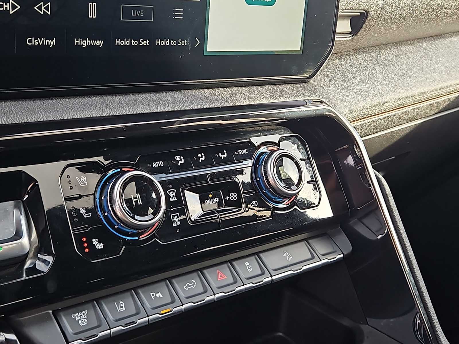 2025 GMC Sierra 2500HD 4WD Crew Cab Standard Bed AT4