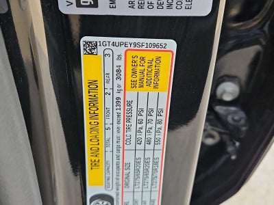 2025 GMC Sierra 2500HD 4WD Crew Cab Standard Bed AT4