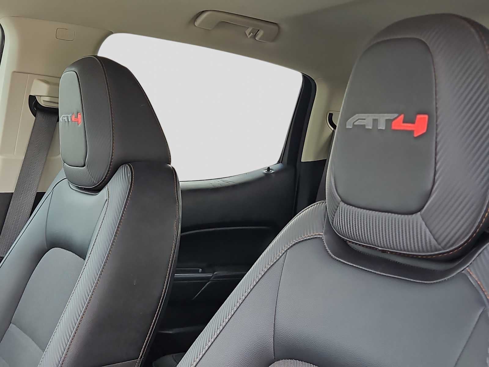 2021 GMC Canyon 4WD Crew Cab Short Box AT4 - Cloth