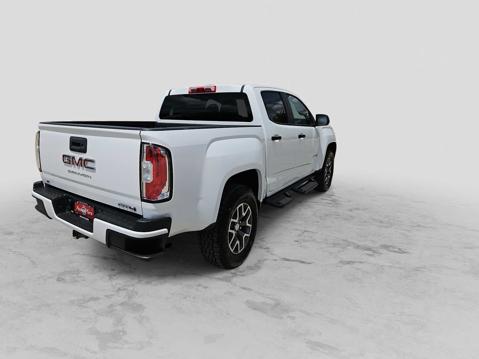 2021 GMC Canyon 4WD Crew Cab Short Box AT4 - Cloth