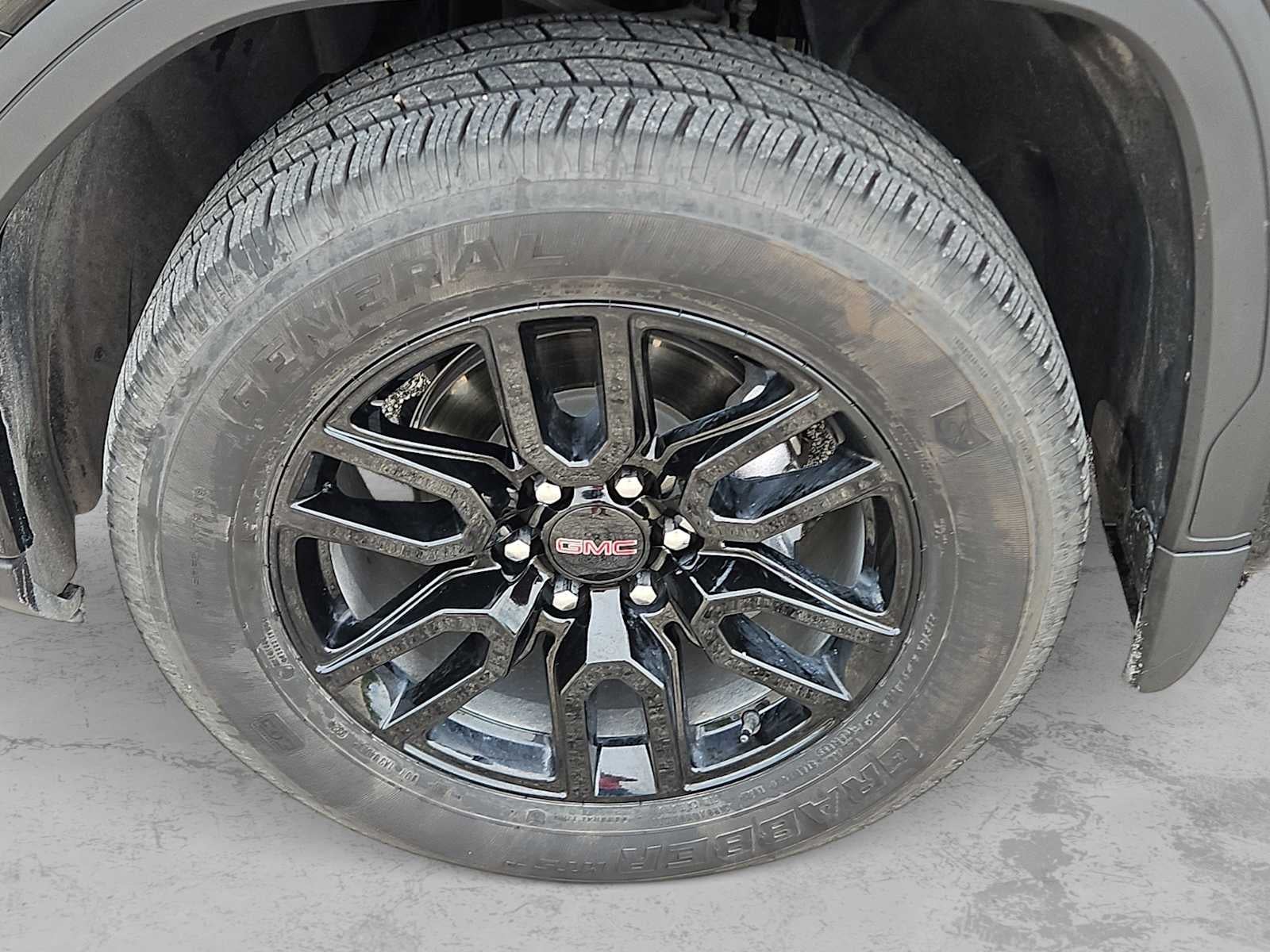 2025 GMC Sierra 1500 2WD Crew Cab Short Box Pro