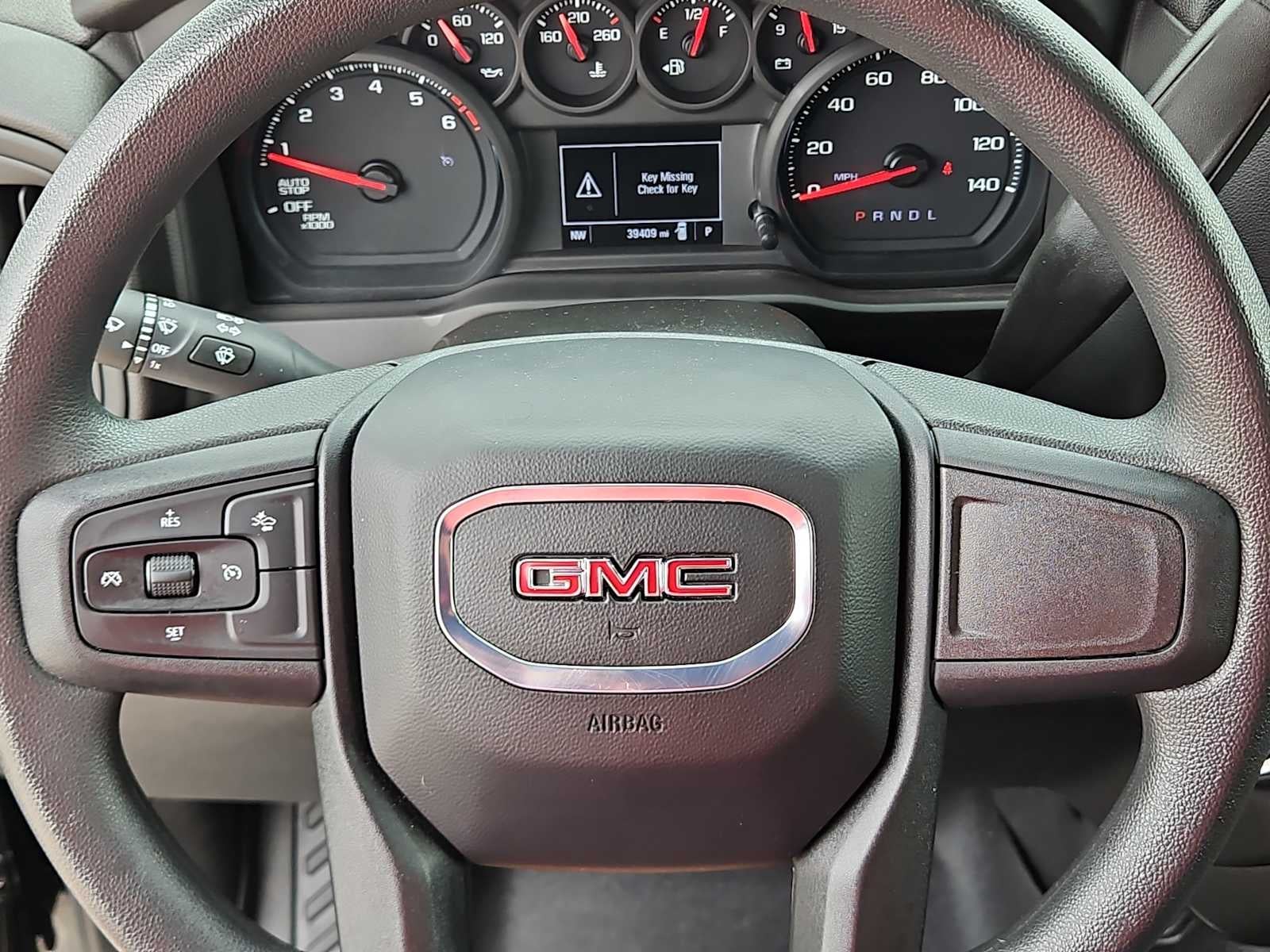 2025 GMC Sierra 1500 2WD Crew Cab Short Box Pro