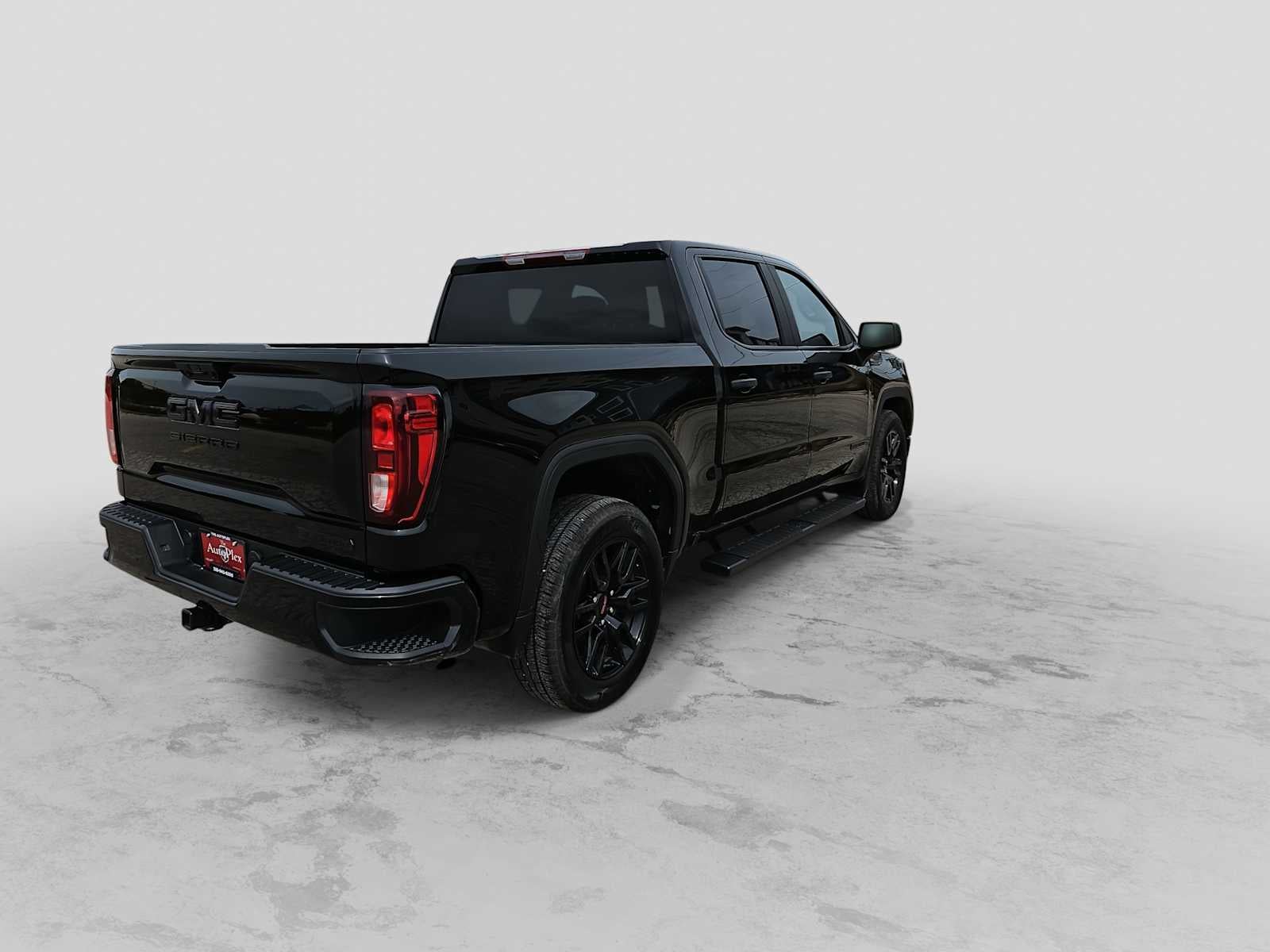 2025 GMC Sierra 1500 2WD Crew Cab Short Box Pro