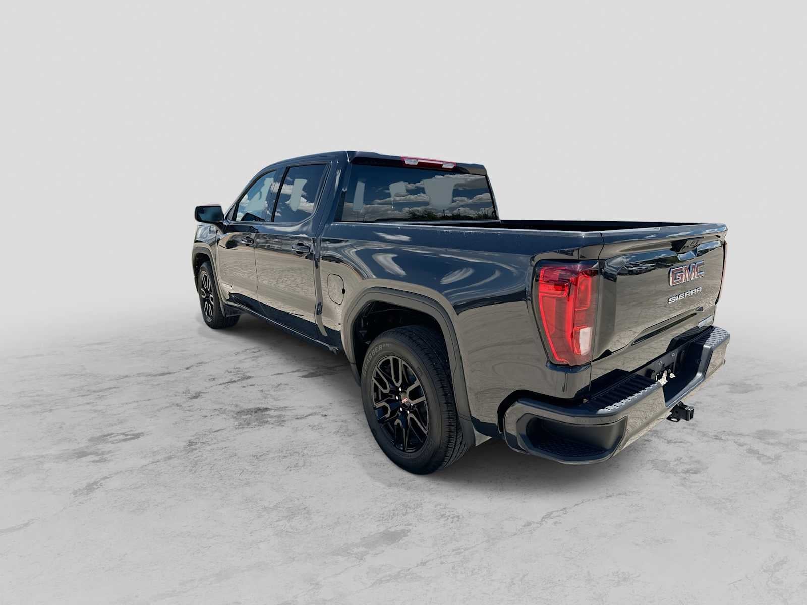 2026 GMC Sierra 1500 Crew Cab, Short Bed, Elevation, RWD