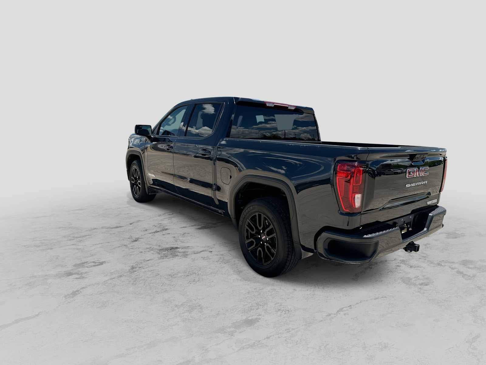 2026 GMC Sierra 1500 Crew Cab, Short Bed, Elevation, RWD
