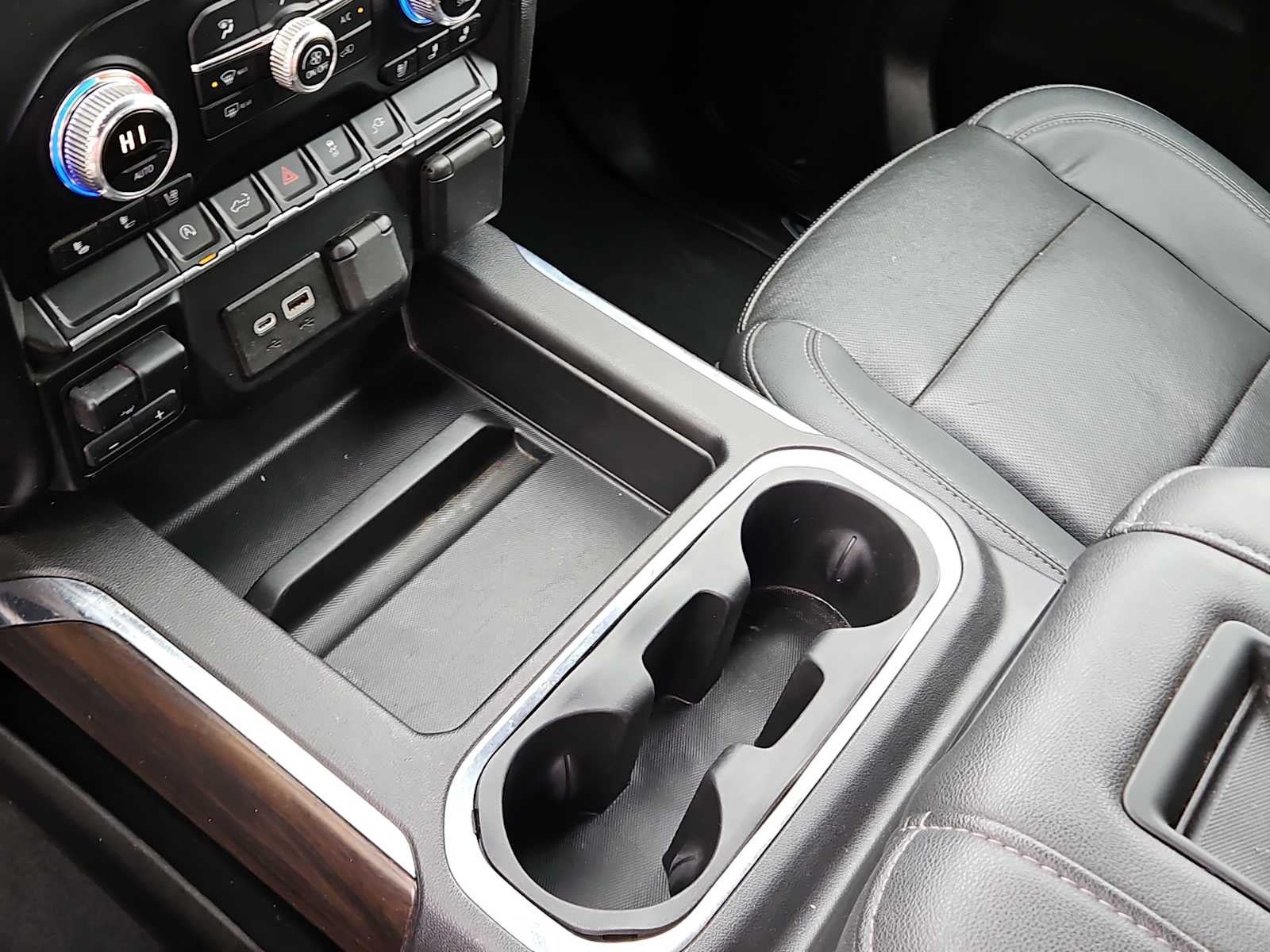 2022 GMC Sierra 1500 Limited 4WD Crew Cab Short Box SLT