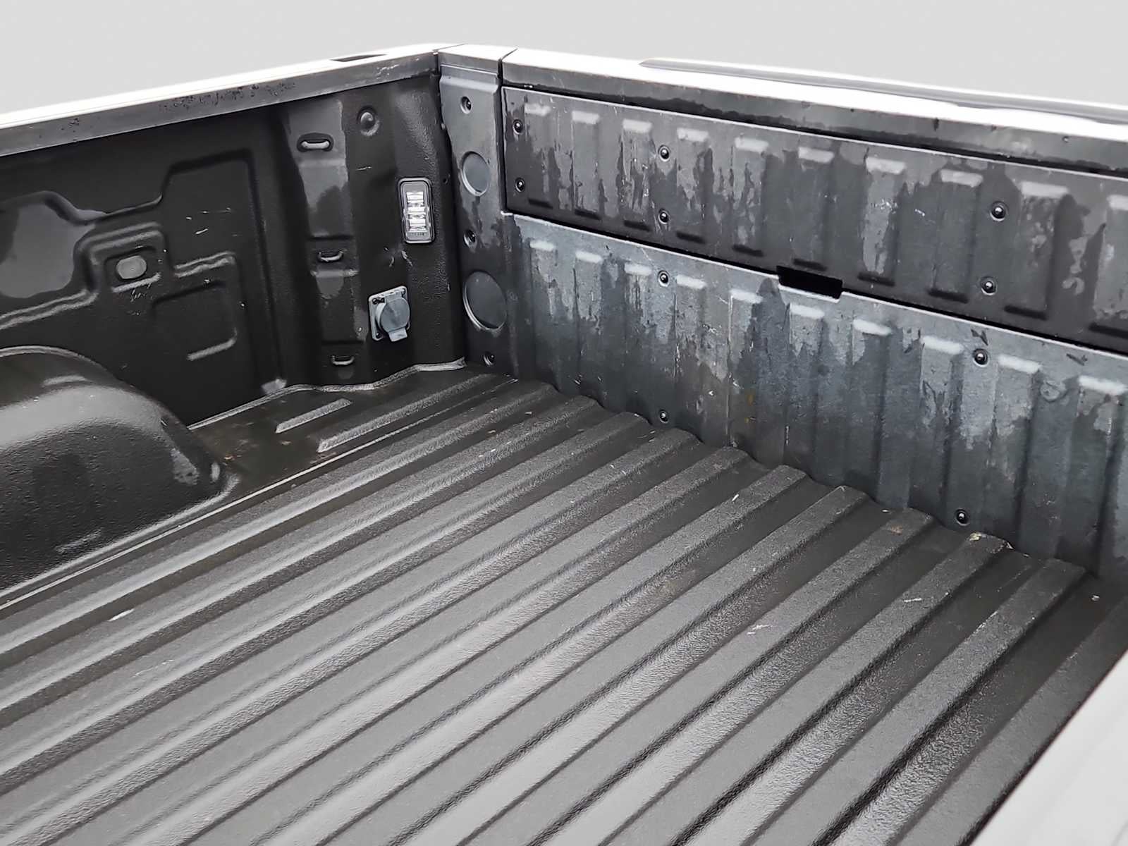 2022 GMC Sierra 1500 Limited 4WD Crew Cab Short Box SLT