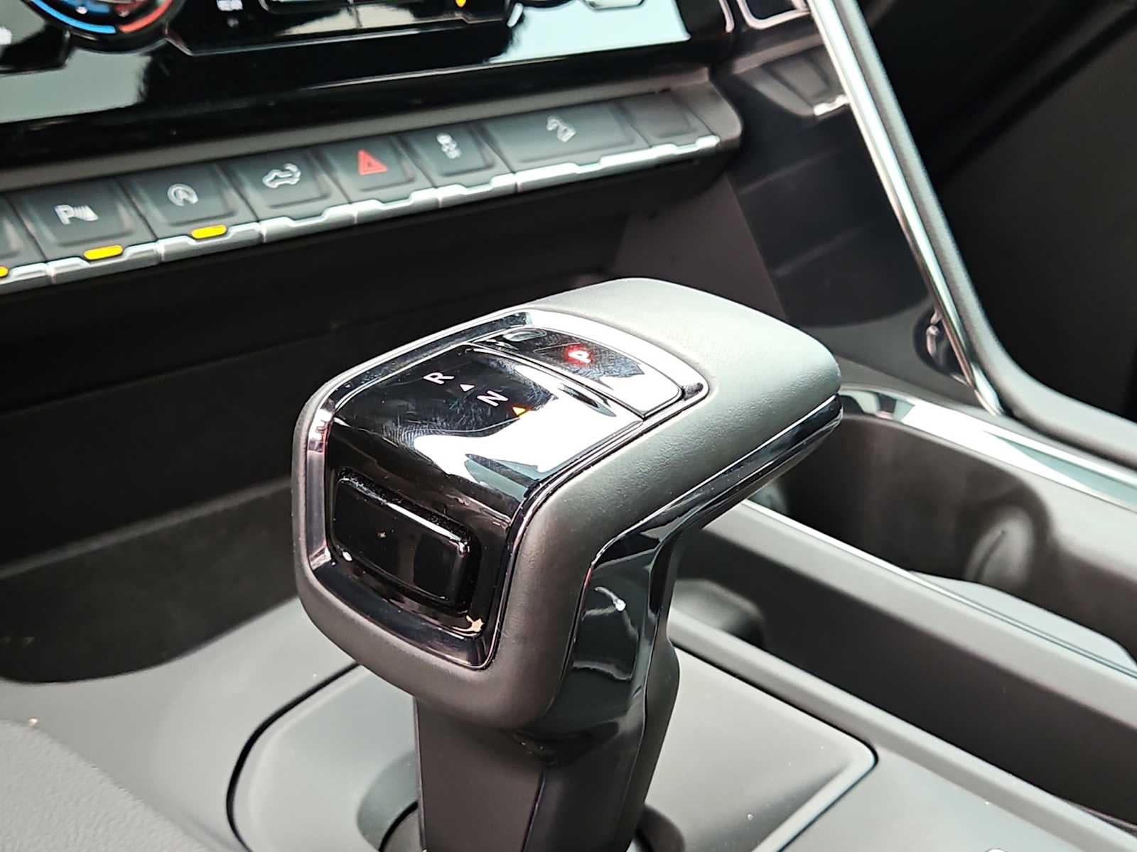 2025 GMC Sierra 1500 4WD Crew Cab Short Box AT4