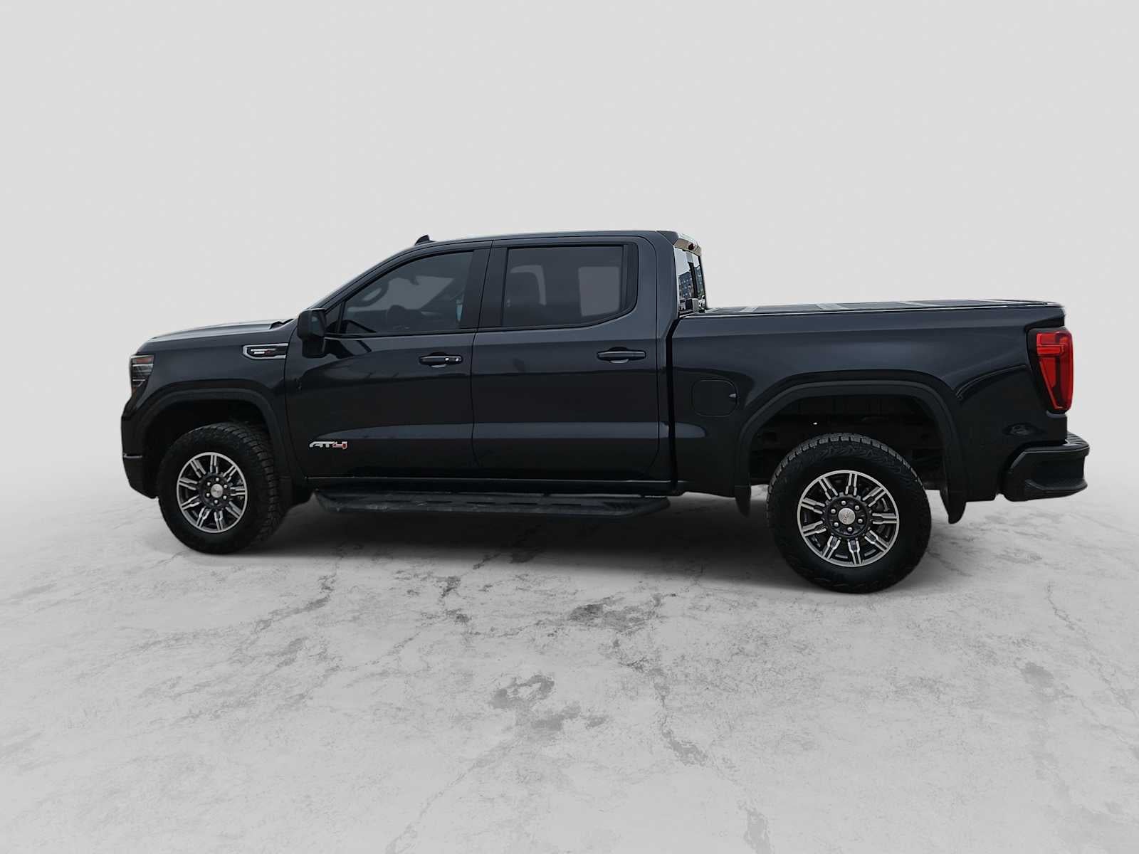 2025 GMC Sierra 1500 4WD Crew Cab Short Box AT4
