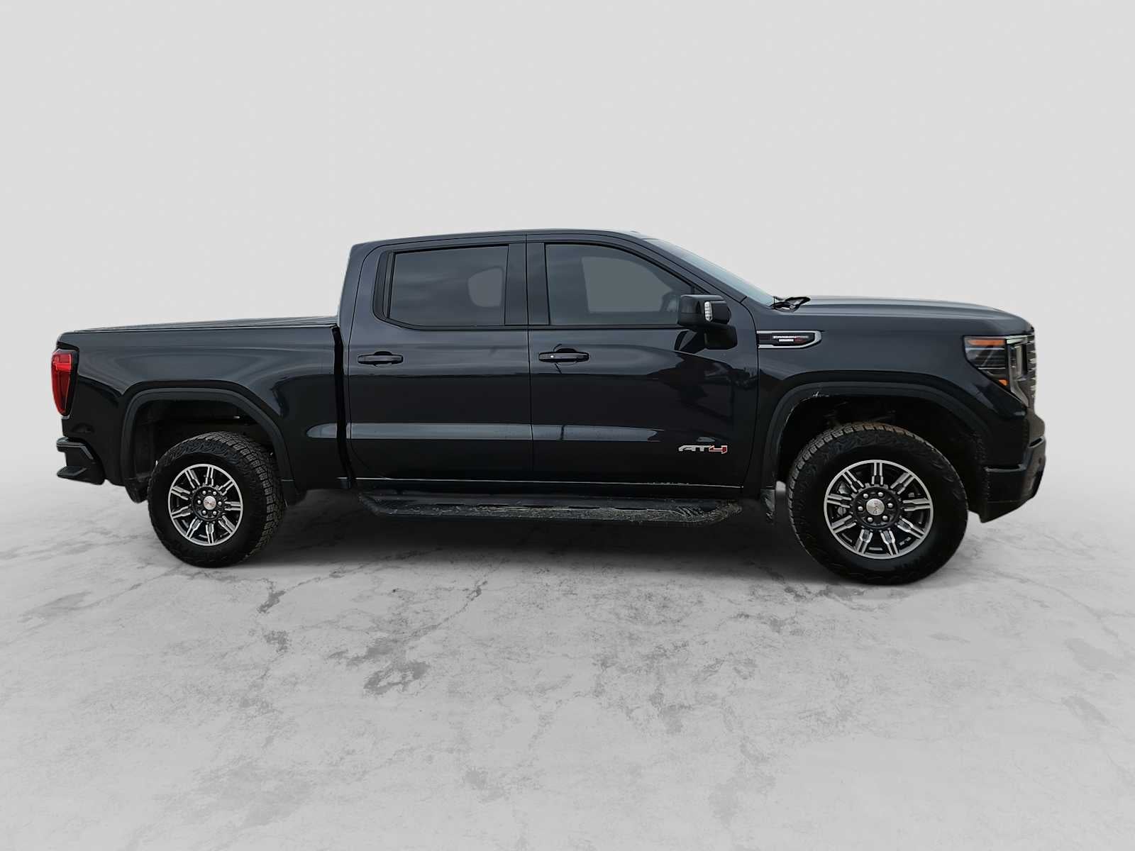 2025 GMC Sierra 1500 4WD Crew Cab Short Box AT4