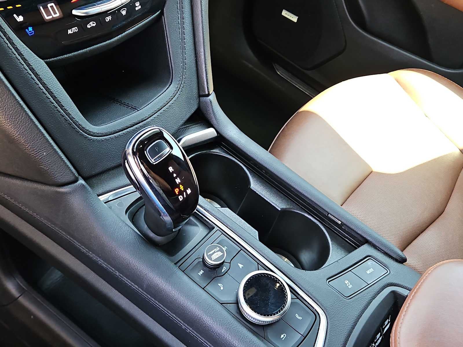 2023 Cadillac XT5 FWD Premium Luxury