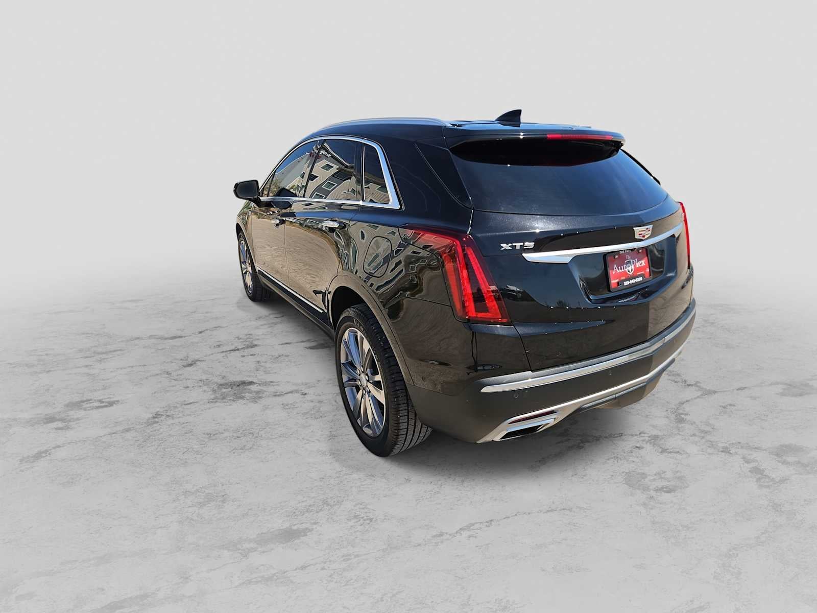 2023 Cadillac XT5 FWD Premium Luxury