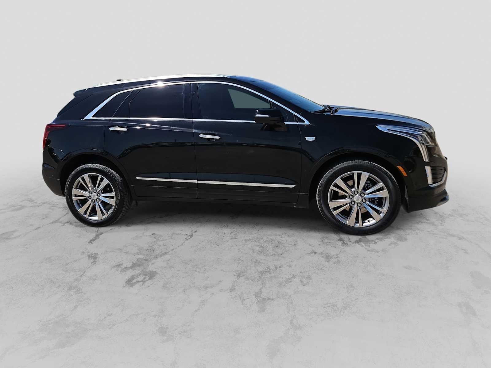 2023 Cadillac XT5 FWD Premium Luxury