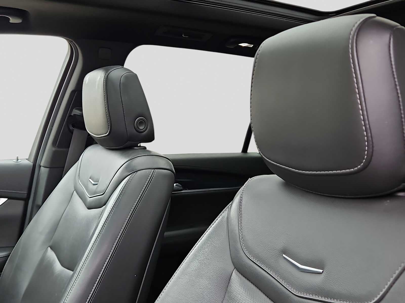 2022 Cadillac XT6 FWD Premium Luxury