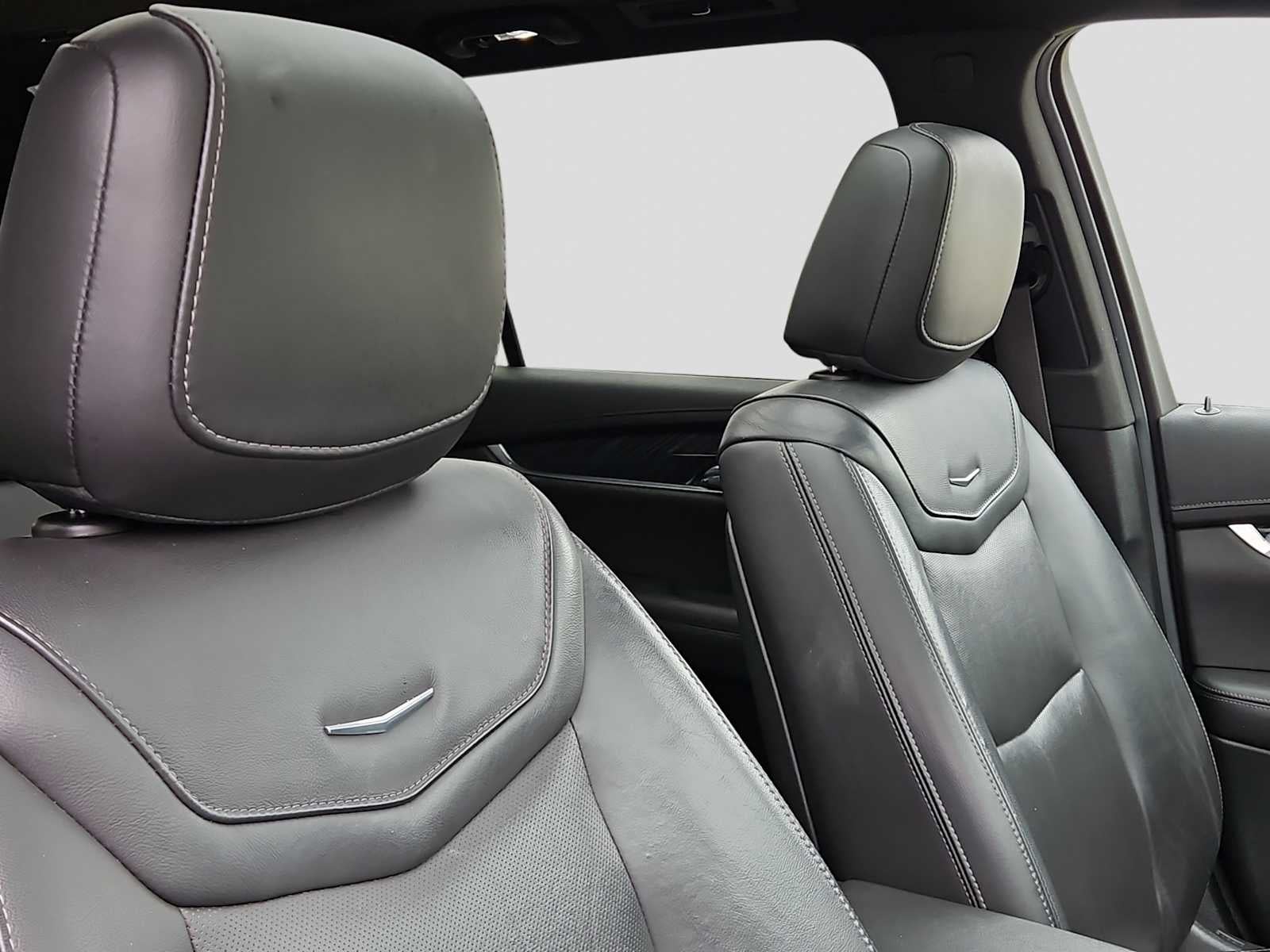 2022 Cadillac XT6 FWD Premium Luxury