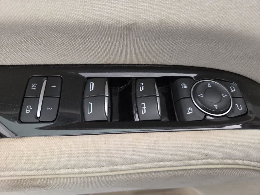 2023 Cadillac Escalade 4WD 4dr Sport Platinum