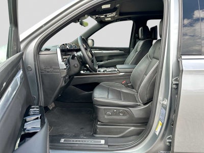 2025 Cadillac Escalade Premium Luxury