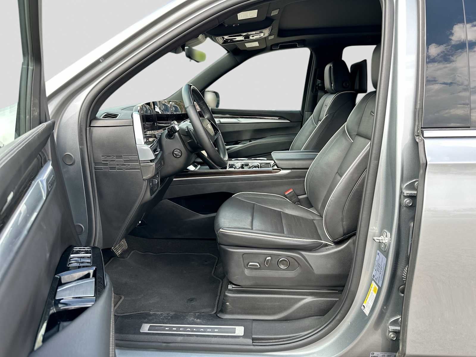 2025 Cadillac Escalade Premium Luxury