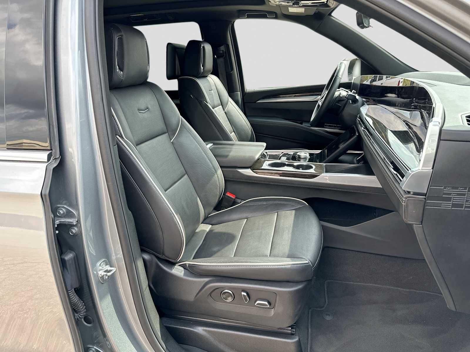 2025 Cadillac Escalade Premium Luxury