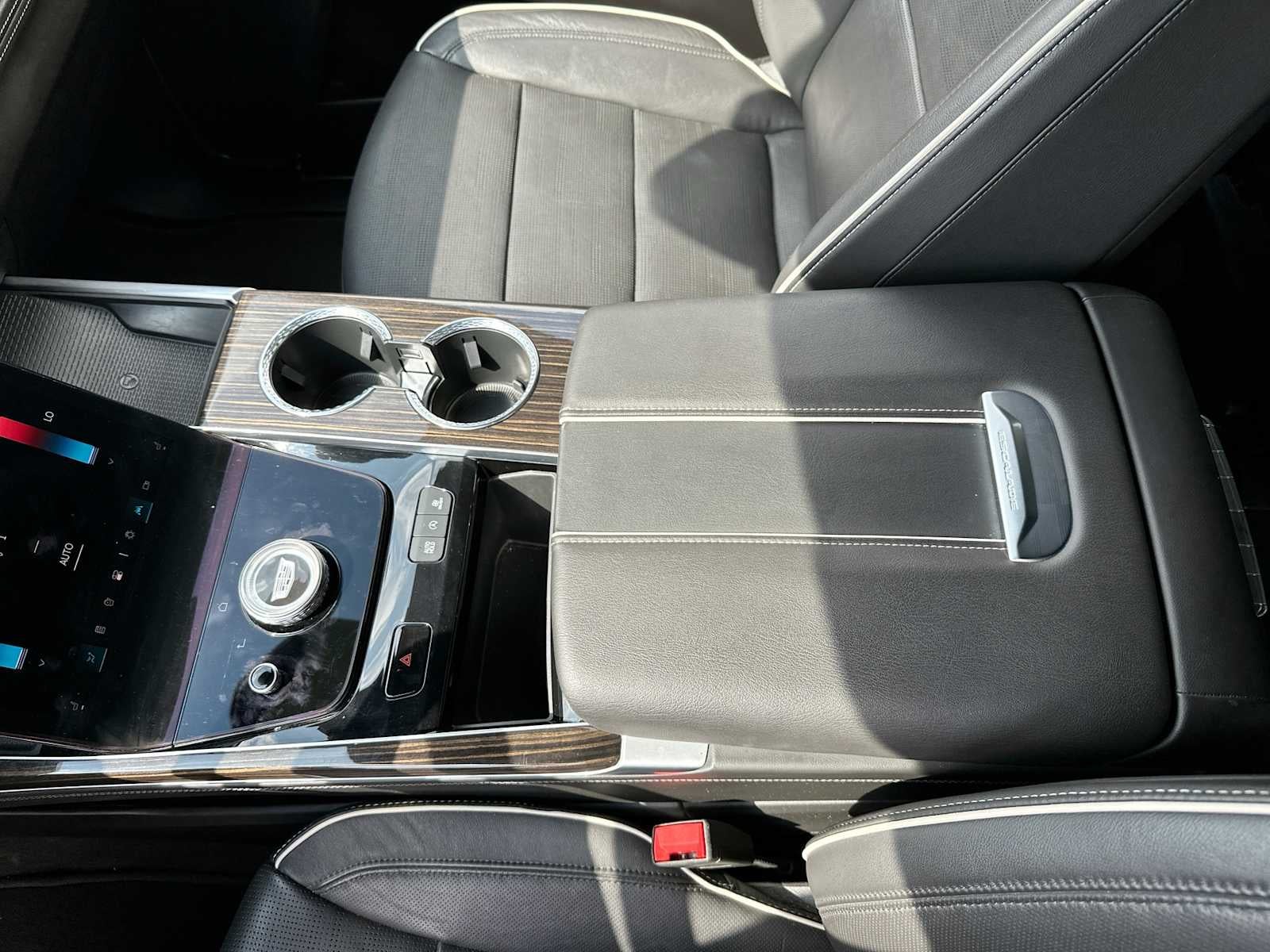 2025 Cadillac Escalade Premium Luxury