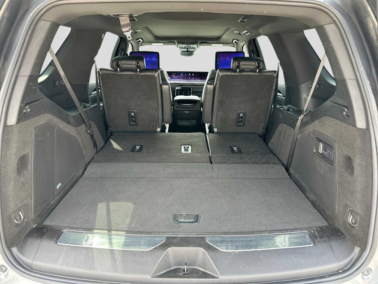2025 Cadillac Escalade Premium Luxury